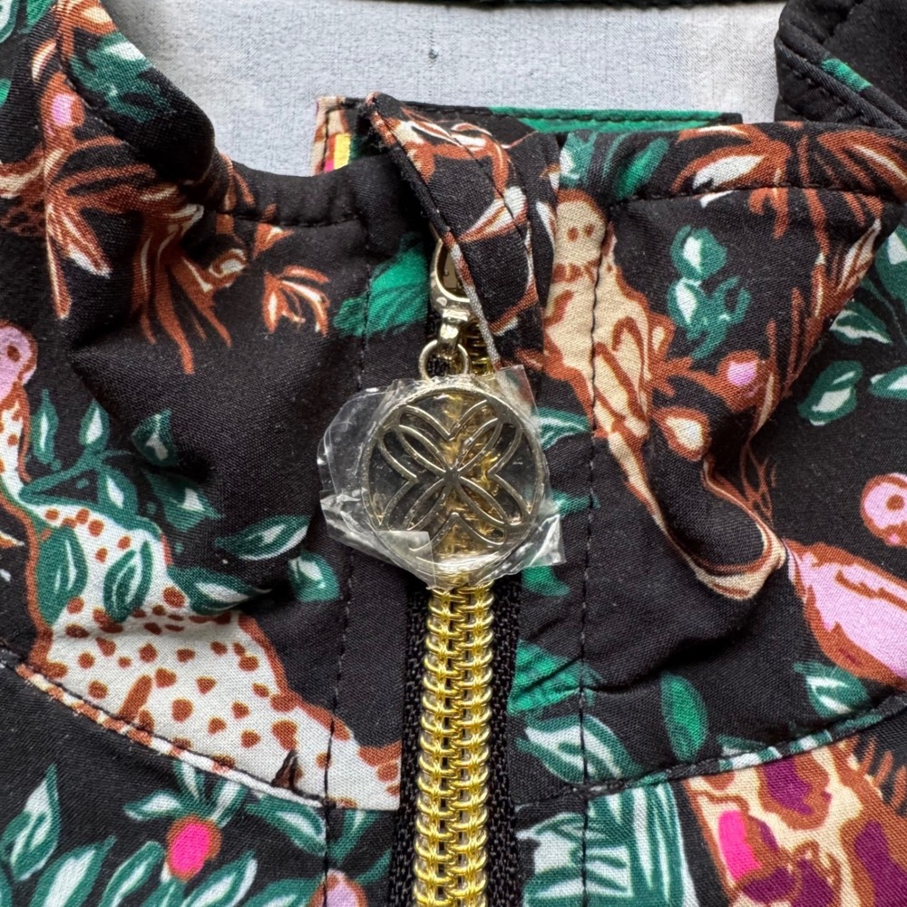 NWOT Lilly Pulitzer Luxletic Aegean Performance Jacket XL SPF 50 Full Zip Safari - Picture 6 of 15